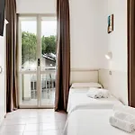 Schiller Hotel